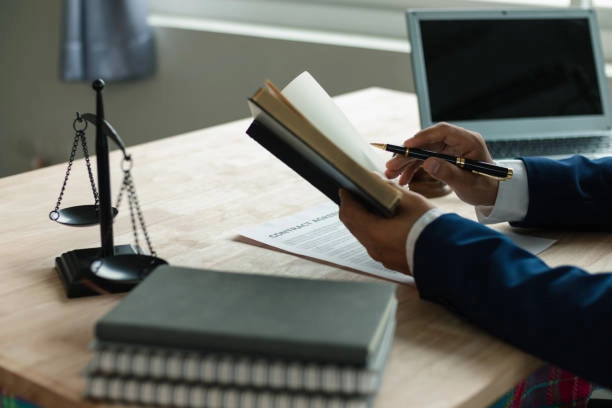 Evaluating Potential Attorneys
