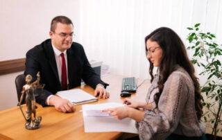 Divorce Lawyer Consultation