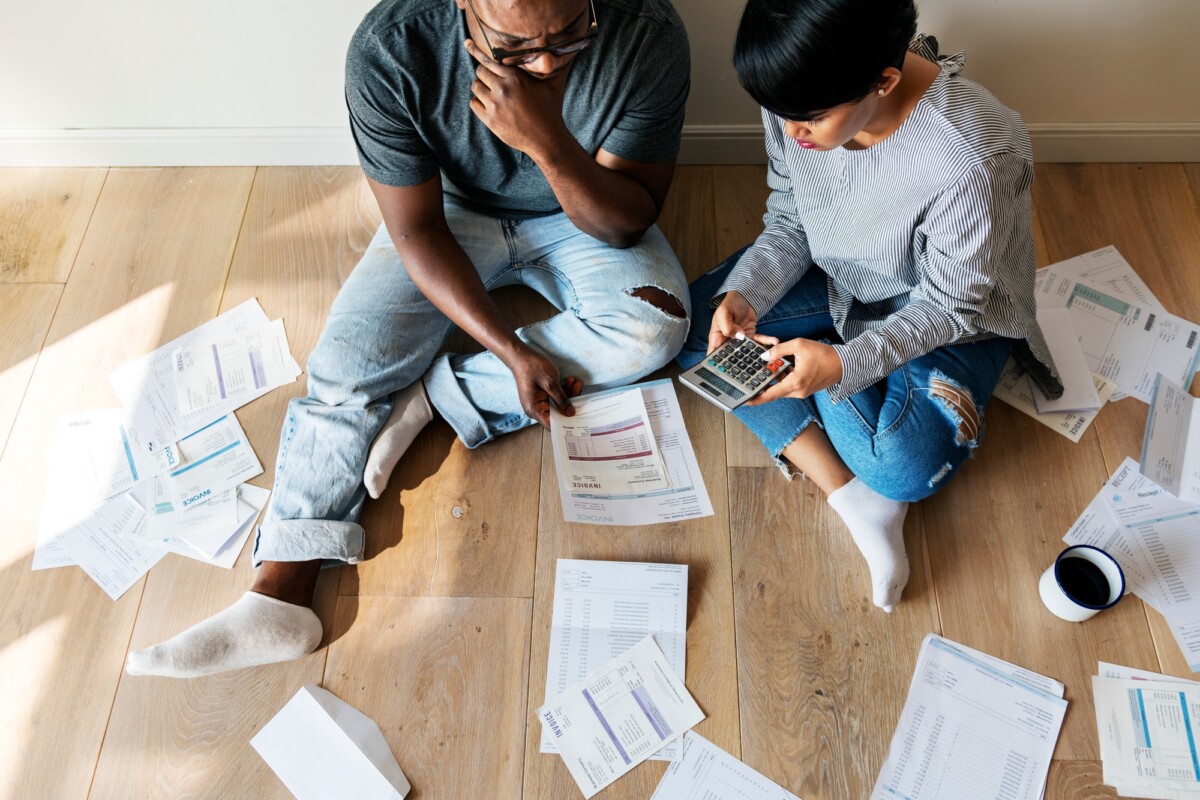 Couple managing the debt Couple managing the debt