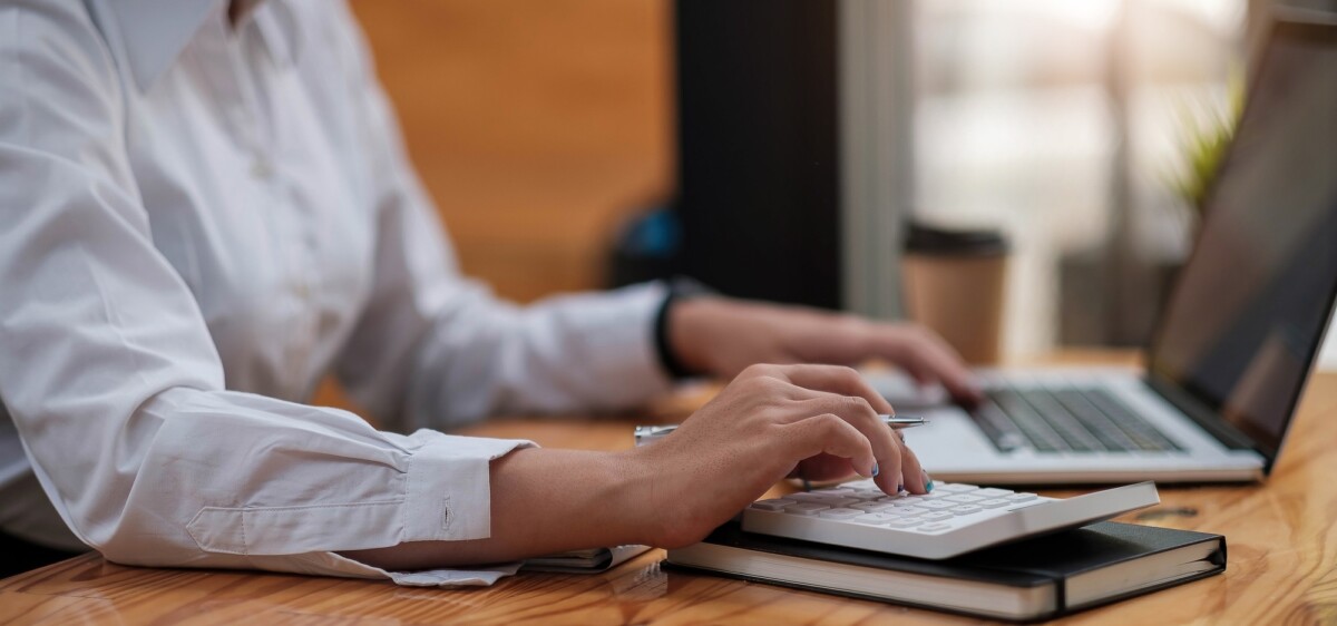 who do personal injury lawyers sue