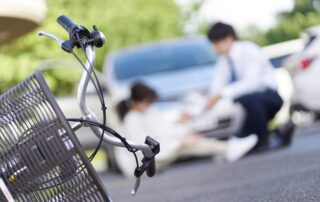 Ciclista atropellado en accidente de vehículo motorizado ICD-10