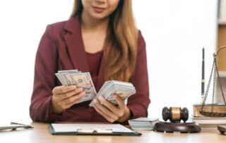 how much does a divorce lawyer cost in new york