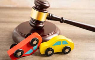 Ley de compensación por accidentes de auto en Texas 2026