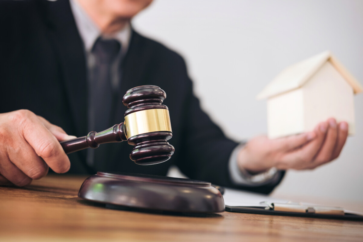 Can You Sue Your HOA? Understanding Homeowner Association Lawsuits